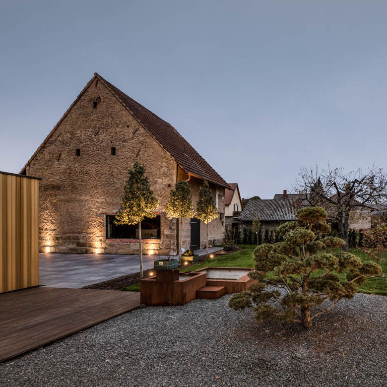 Nickel und Wachter Neugestaltung eines ländlichen Anwesens