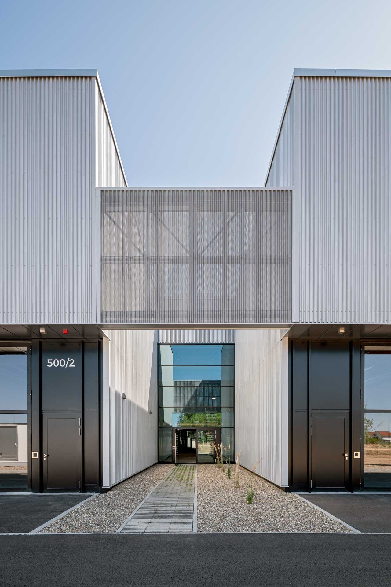 Innovationszentrum des Cleantech Innovation Parks in HallstadtFrontansicht by Nickel und Wachter Architekten