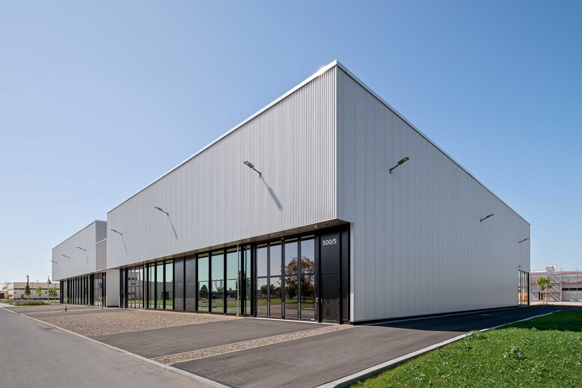 Werkhallen Innovationszentrum des Cleantech Innovation Parks in Hallstadt – Nickel und Wachter Architekten Bamberg und Viereth