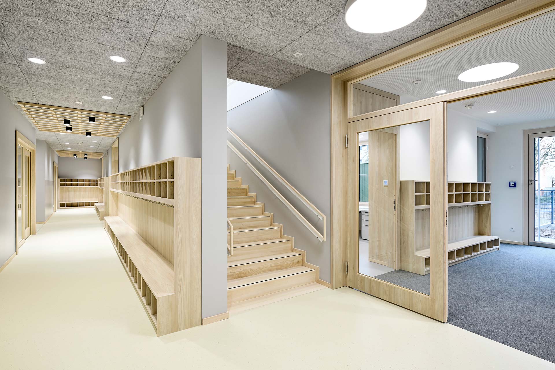 Nickel und Wachter Architekten - KiTa St. Anna in Bamberg - Fluransicht Nickel und Wachter Architekten - KiTa St. Anna in Bamberg - Fluransicht