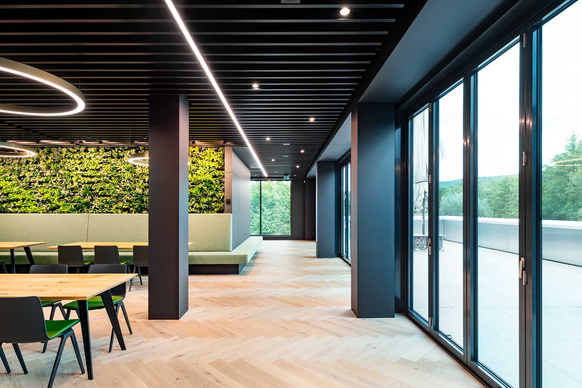 Innenausbau Bruchmann Kantine mit Dachterrasse Nickel und Wachter Architekten